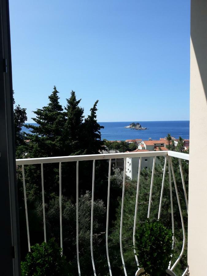 Seahaven Apartment Petrovac Bagian luar foto